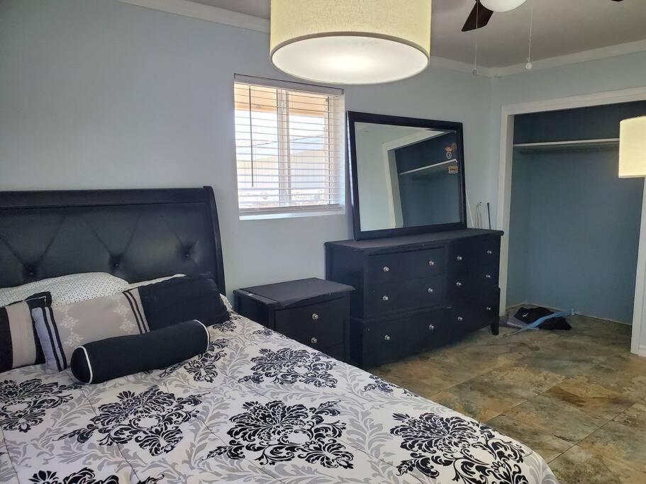 Spacious West El Paso 19 Min From Airport, Fort Bliss Military Base Exterior photo